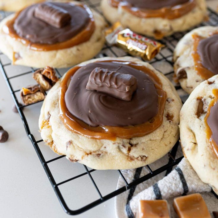 Image for Copycat Crumbl Twix Cookies