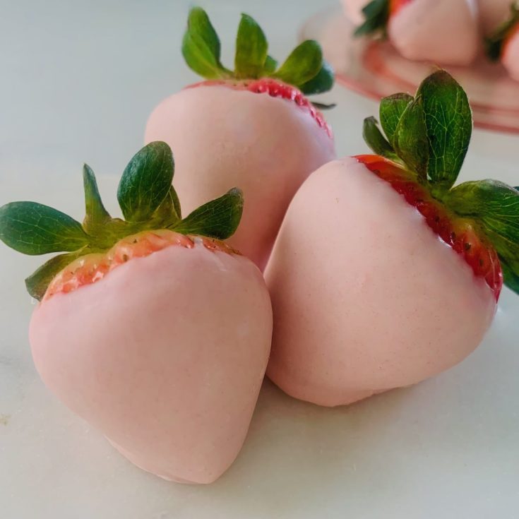 Image for Easy Pink Chocolate-Covered Strawberries Recipe 
